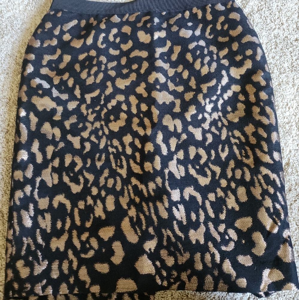 ANN TAYLOR LOFT BLACK GOLD SKIRT WOMEN ’s SIZE 10 PETTIT.Elastic waist band